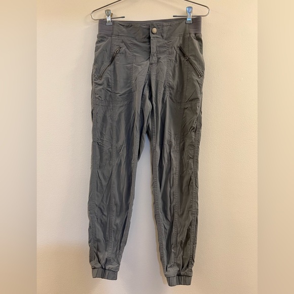 21. ATHLETA Trekkie 2.0 Gray Jogger - Picture 16 of 16